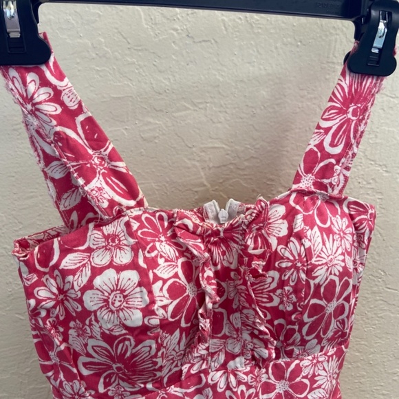 Playful hot pink floral dress - Picture 2 of 4